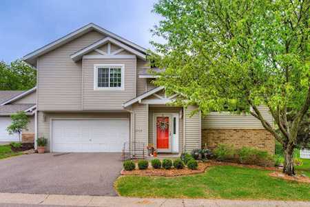 2969 Devonshire Circle Woodbury, MN 55125