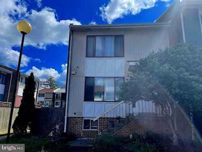 6809 Clowser Ct Springfield, VA 22150
