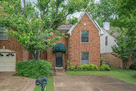 1609 Old Mill Stream Dr Memphis, TN 38016