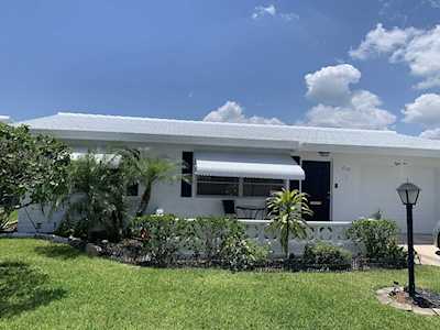 810 SW N 7th Avenue Boynton Beach, FL 33426