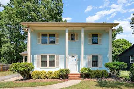 6225 Bridlewood Ln Charlotte, NC 28215