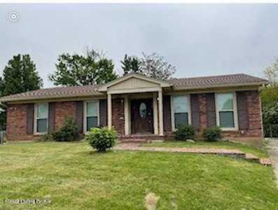 4102 Manner Gate Dr Louisville, KY 40220