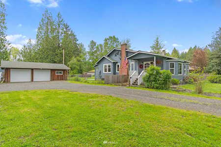 303 Quick Rd Castle Rock, WA 98611