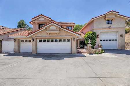 25071 Wintergreen Ct Stevenson Ranch, CA 91381