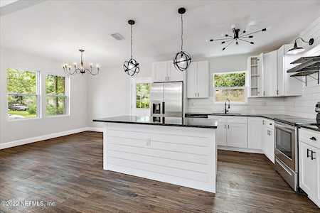 2982 Gilmore St Jacksonville, FL 32205
