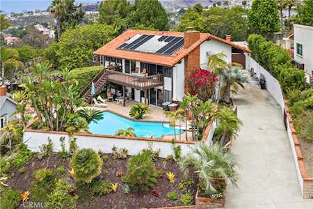 4008 Calle Bienvenido San Clemente, CA 92673