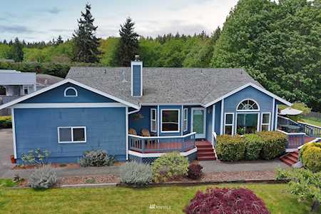 4683 Wrightsman Place Clinton, WA 98236