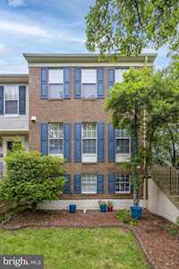 20933 Rootstown Terrace Ashburn, VA 20147