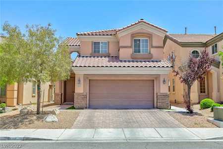8368 S Pioneer Way Las Vegas, NV 89113
