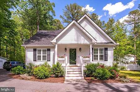 65 Offshore Ln Berlin, MD 21811