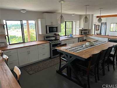 2497 Via Rancheros Fallbrook, CA 92028