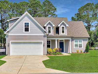 1111 Pelican Drive New Bern, NC 28560