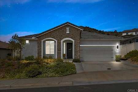 3005 Via De Todos Santos Fallbrook, CA 92028