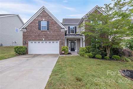 8984 Savannah Rd Harrisburg, NC 28075