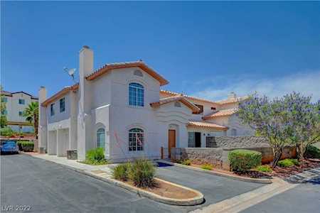 256 Star Cluster Circle Las Vegas, NV 89145