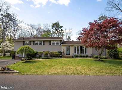 195 Lakeside Dr E S Medford, NJ 08055
