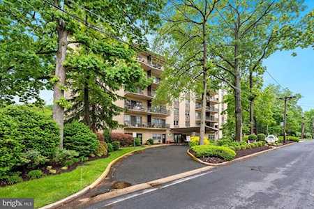 108 Chestnut Place Cherry Hill, NJ 08002