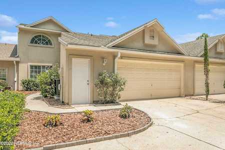 52 Fox Valley Dr Orange Park, FL 32073