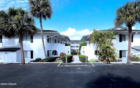405 Halifax Avenue #305 Daytona Beach, FL 32118