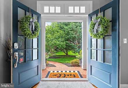 22792 Portico Place Brambleton, VA 20148