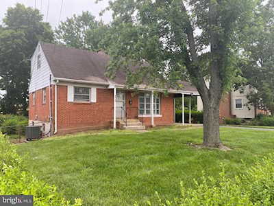 9939 Portsmouth Rd Manassas, VA 20109