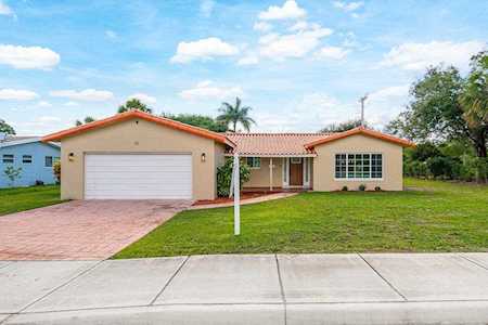 32 NW 12th Avenue Boca Raton, FL 33486