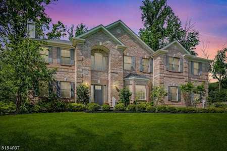 58 Haggerty Dr West Orange Twp., NJ 07052