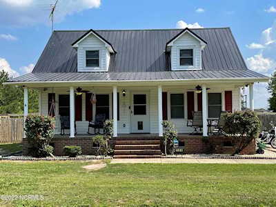 786 Cabin Street Pink Hill, NC 28572