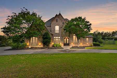 6825 Heritage Oaks Drive Mansfield, TX 76063
