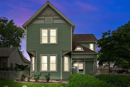 135 N 4th St St Charles, MO 63301