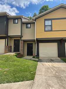 2304 Timber Oaks Ln Tallahassee, FL 32304
