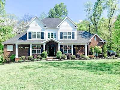 1310 Camelot Bay Mount Juliet, TN 37122
