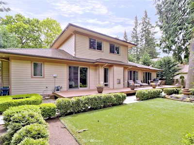 7116 NE 132nd St Kirkland, WA 98034