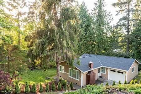 1620 S 252nd St Des Moines, WA 98198