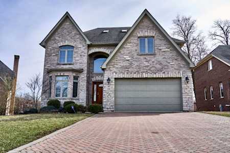 617 Nelson Ln Westmont, IL 60559