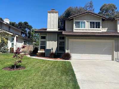 9486 High Park Lane San Diego, CA 92129