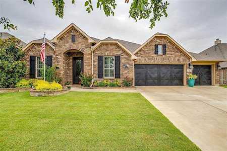 645 Fall Wood Trail Fort Worth, TX 76131