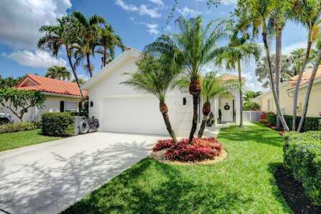 4785 Lakeland Drive Delray Beach, FL 33445