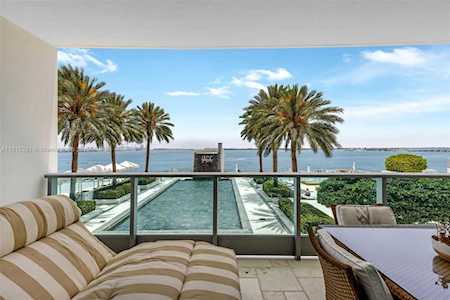 1331 Brickell Bay Dr #807 Miami, FL 33131