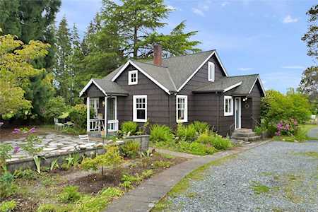 5534 Cameron Rd Freeland, WA 98249
