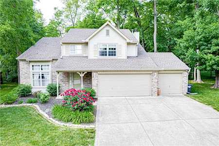 1578 Stoneybrook Grove Ln Greenwood, IN 46142