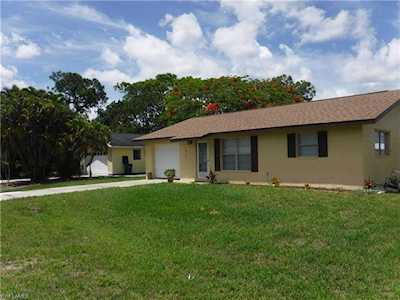 18542 Dogwood Rd Fort Myers, FL 33967