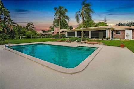 4080 NW 100th Ave Coral Springs, FL 33065