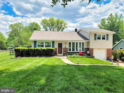 206 Wordsworth Dr Wilmington, DE 19808