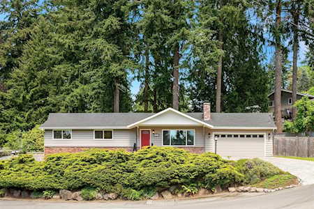 5660 125th Ave SE Bellevue, WA 98006