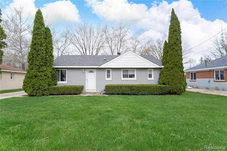2345 Wildwood Circle Dr Grand Blanc Twp, MI 48439