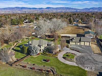4202 N Farlight Way Boise, ID 83713