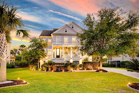 2729 Oak Manor Dr Mount Pleasant, SC 29466