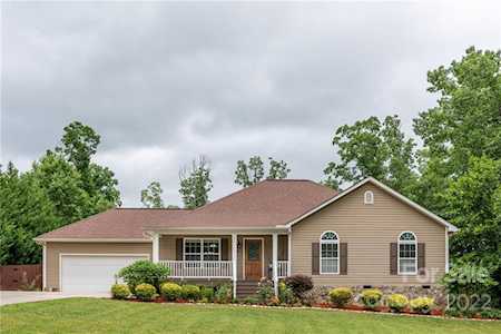 113 Poplar Leaf Ln Statesville, NC 28625