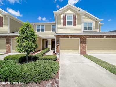 6788 Roundleaf Dr Jacksonville, FL 32258